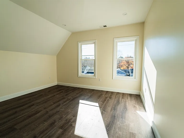 340 E Main St #2 — Photo 15
