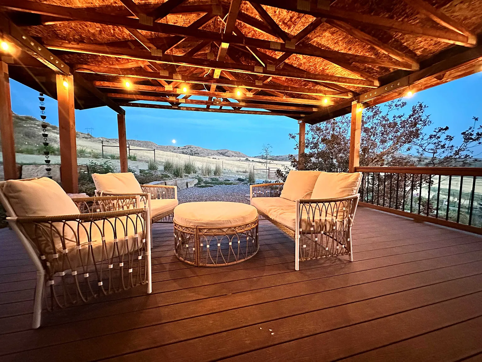 1602 Indian Creek Frontage Rd — Photo 4