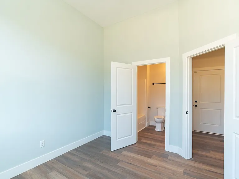1039 Montague Pl — Photo 19