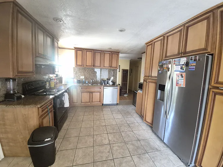 Common kitchen