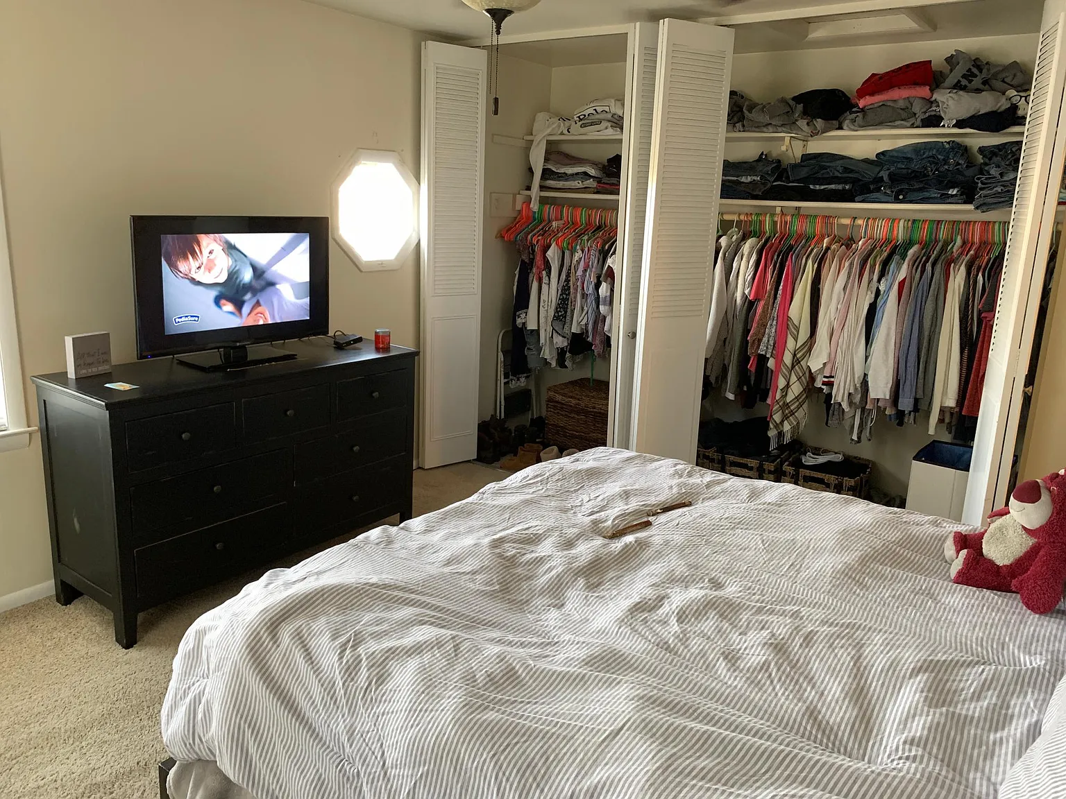 432 W Chocolate Ave — Photo 3