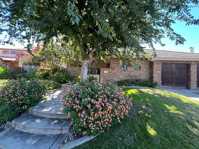2104 Wedgemont Pl — Photo 55