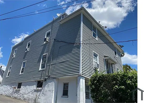 12 Fawcett St