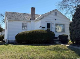 1930 Adams St, Quincy, IL 62301