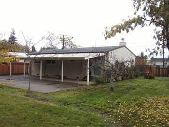 2nd image of 353 Greenbach St