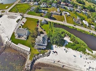 47 Beach Pond Rd, Groton, CT 06340