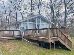 356 Everett Trl, Hale, MI 48739