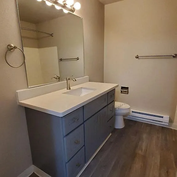 Bridgeport 9 Townhomes — Photo 22