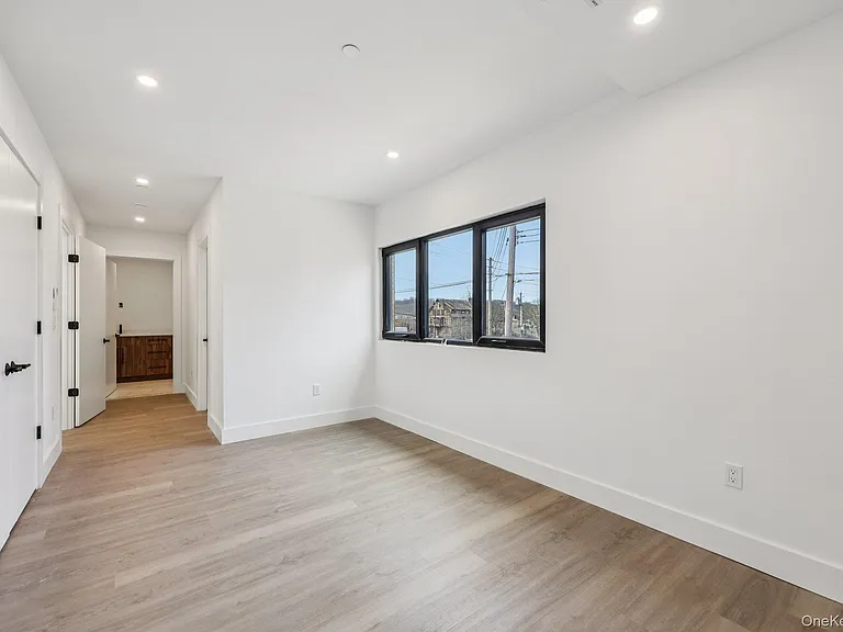 325 Manville #201 — Photo 13
