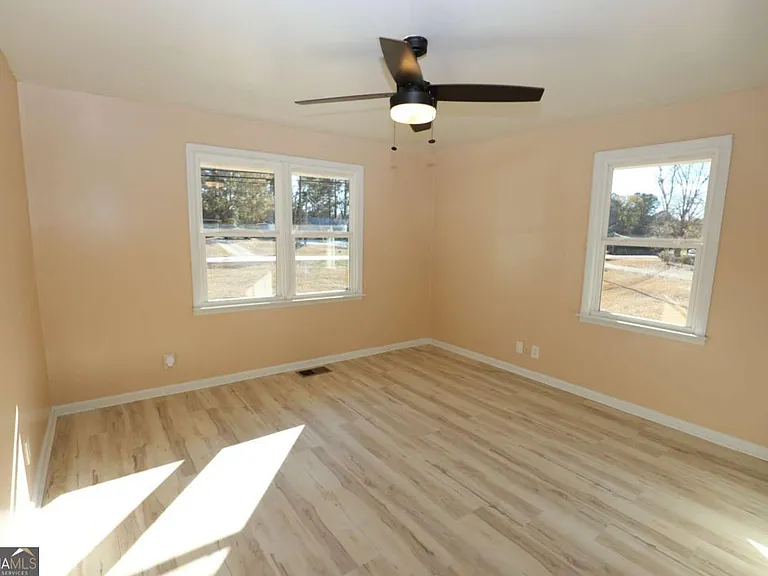 77 Franklin Hwy — Photo 26