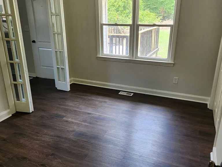 1411 Stansfield Dr — Photo 16