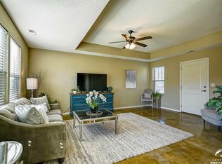 208 Kaw Ct, Lawrence, KS 66044