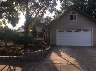 2836 Aldersgate Rd, Medford, OR 97504