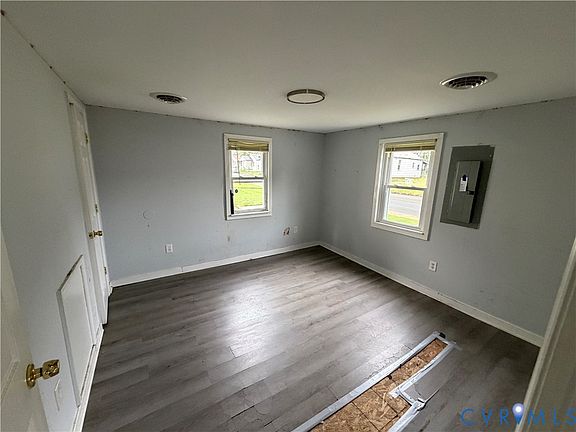 4th image of 334 S 17th Ave