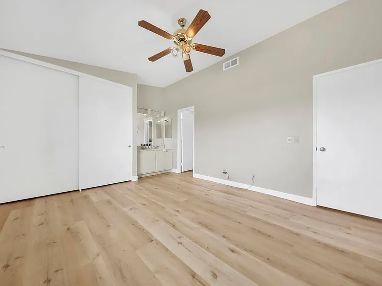 74237 Catalina Way — Photo 23