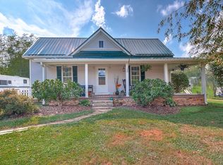 116 Cecil Vanhuss Rd, Elizabethton, TN 37643