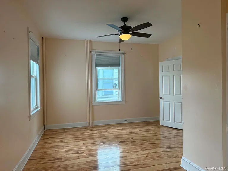 12 Parry Ave #1 — Photo 8