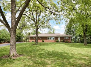 4925 Ringer Rd, Saint Louis, MO 63129
