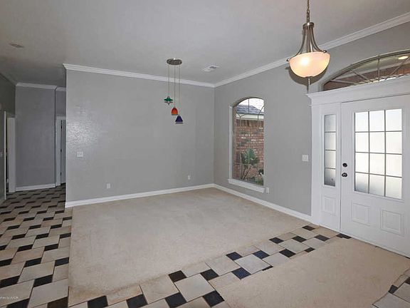 3rd image of 2117 Briarwood Dr