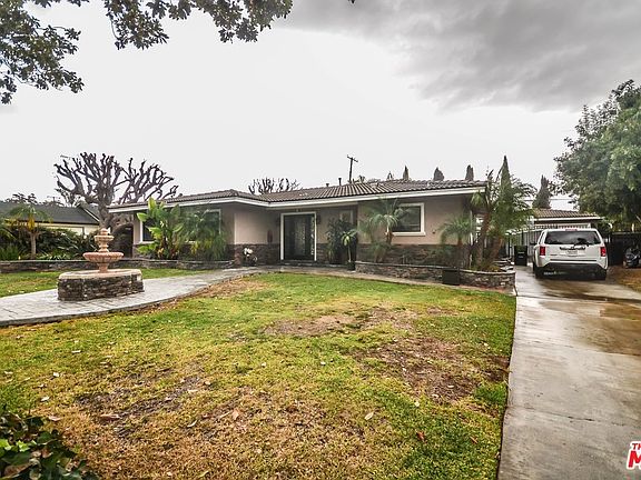2nd image of 16936 Janine Dr