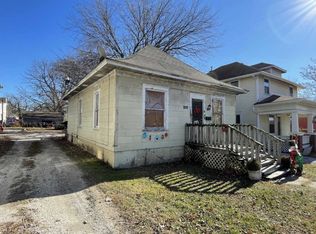 1882 N Grant Ave, Springfield, MO 65803