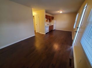 603 S Maplewood Dr #11MW, Rantoul, IL 61866