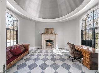 4 Cramer Ln, Mendham, NJ 07945