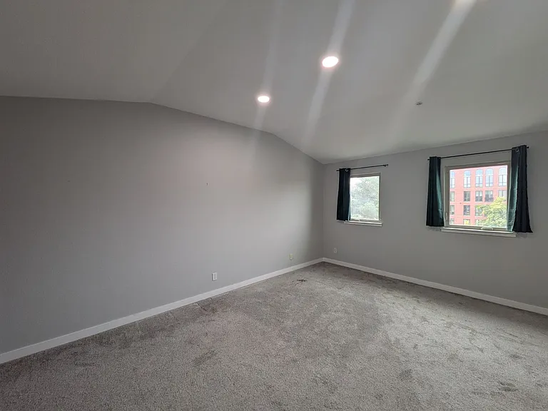 837 E 17th Ave #3L — Photo 11