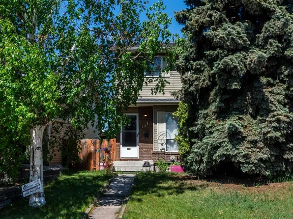 167 Erin Mount Pl SE, Calgary, AB T2B 2T3