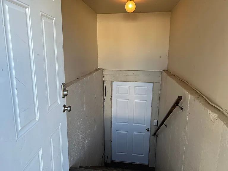 1200 N Severance St — Photo 19
