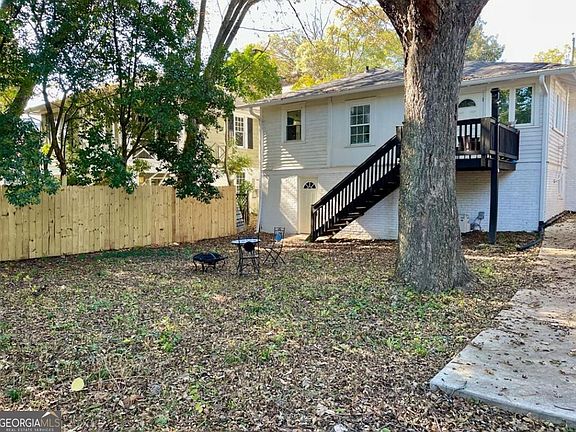 3rd image of 673 Kennesaw Ave NE