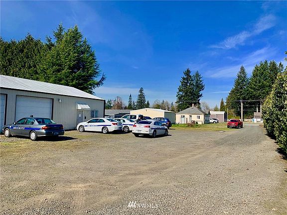 4th image of 7602 Henderson Blvd SE