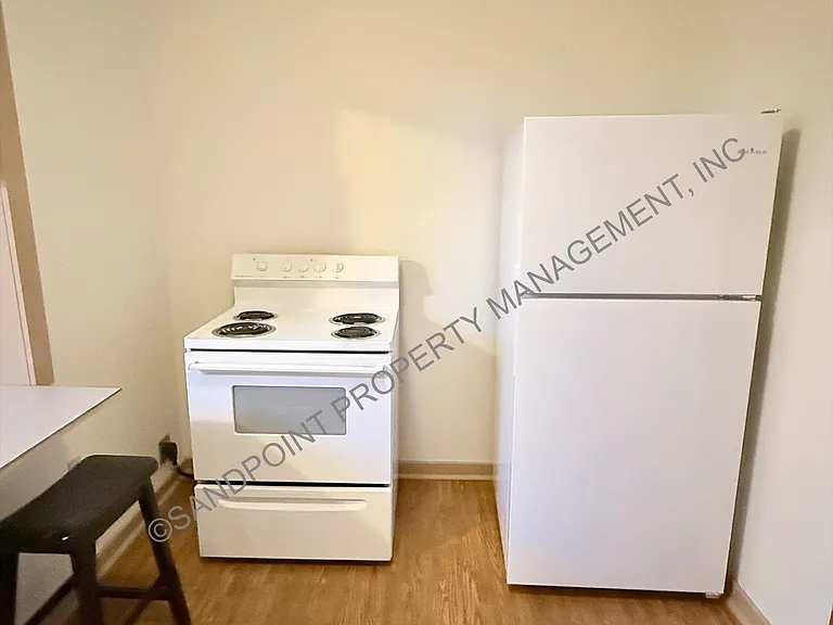 7215 Main St #3 — Photo 7