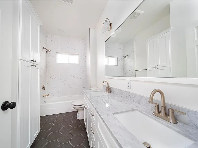 1524 Henderson Ave #B — Photo 6