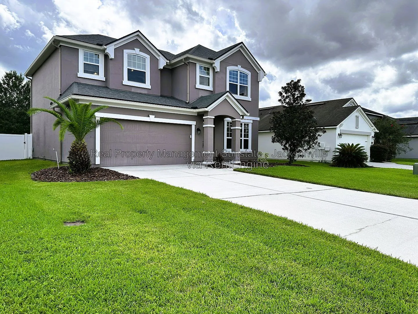 3 bed, 2.5 bath, 2200 sqft, $2,495 — Photo 3