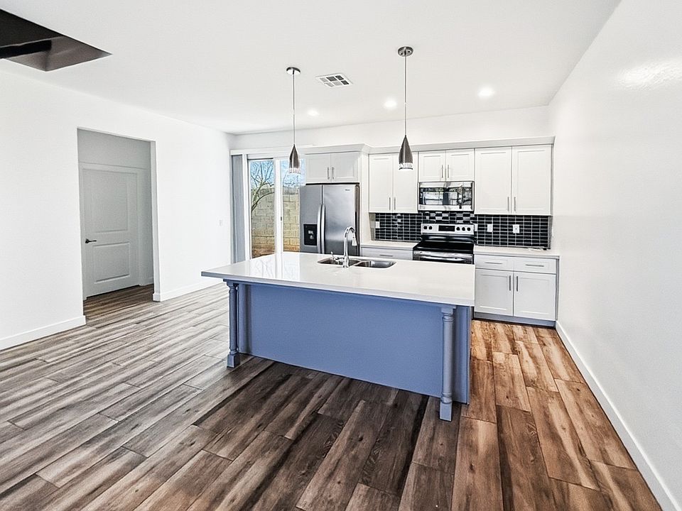 1st image of 1852 N 51st St #5