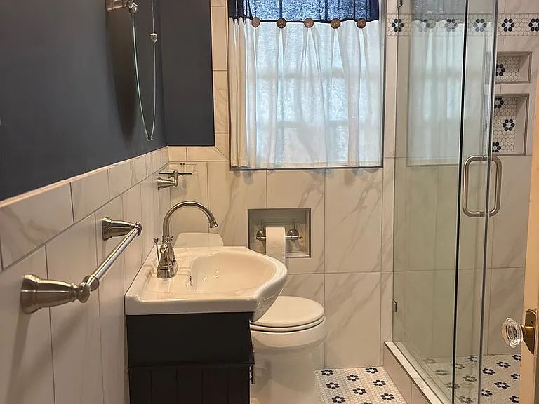 115 Jean Cir — Photo 13