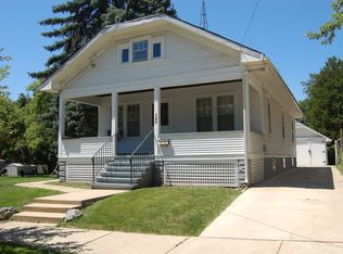 146 N Smith St, Aurora, IL 60505