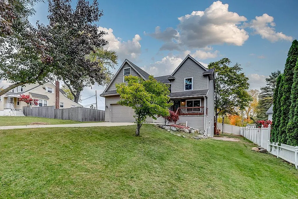 Property photo 2