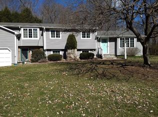 19 School St, Monroe, CT 06468