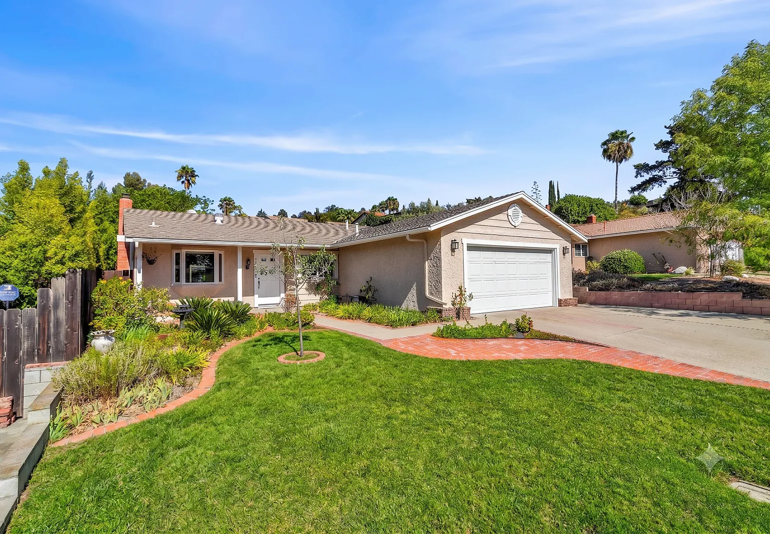 6246 Decanture Street — Photo 1