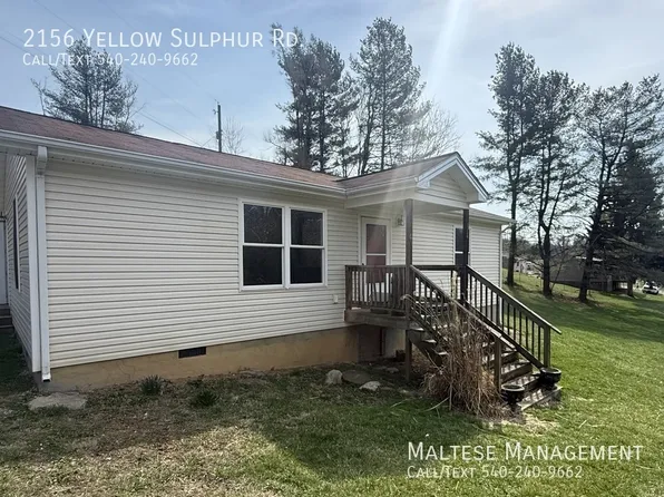 2156 Yellow Sulphur Rd, Christiansburg, VA 24073