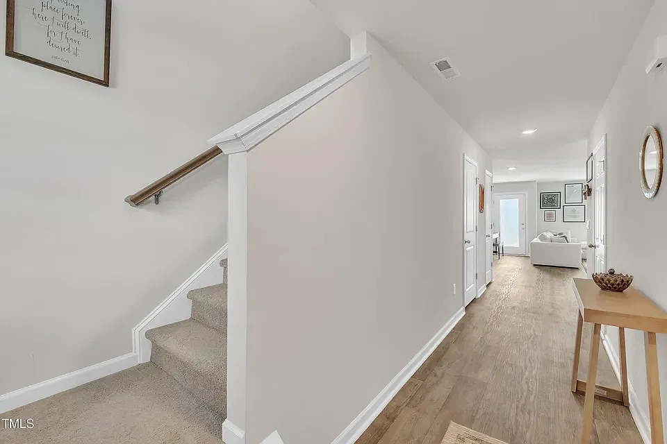 3 bed, 1508 sqft, $1,718 — Photo 3