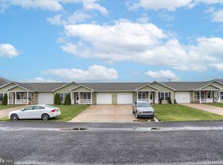 23 Rome Ct, Mount Pleasant Mills, PA 17853