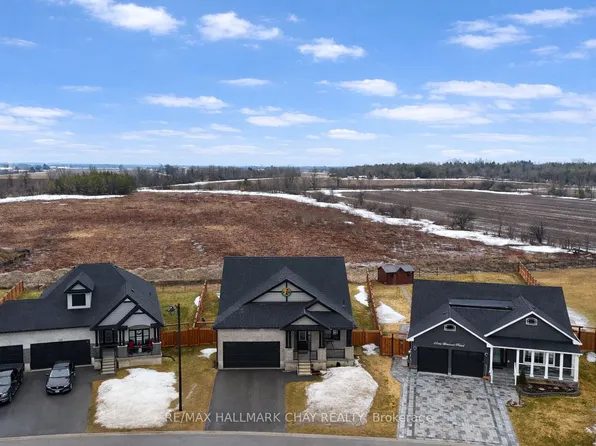 47 Allenwood Rd, Springwater, ON L0L 1P0