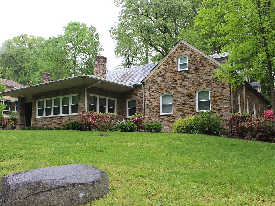 Front of House View 1