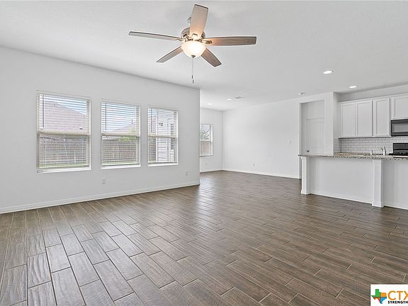 5th image of 1001 S San Marcos St
