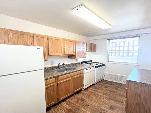 Fountain Place Apartments