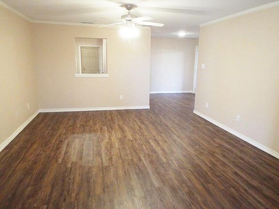 2nd image of 505 N Chicago Ave APT A