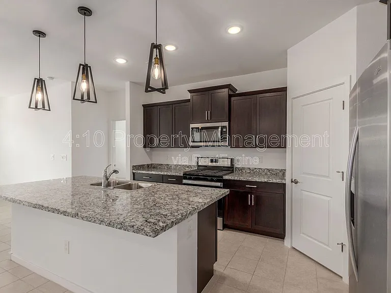 35395 W Catalan St — Photo 10